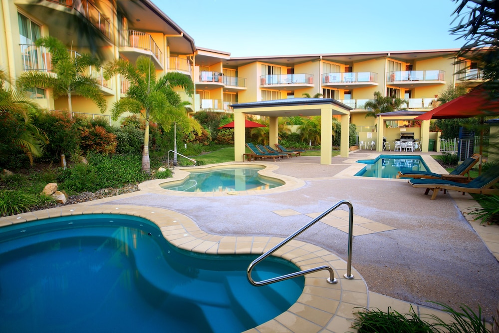 CALOUNDRA CENTRAL APARTMENT HOTEL 11/68