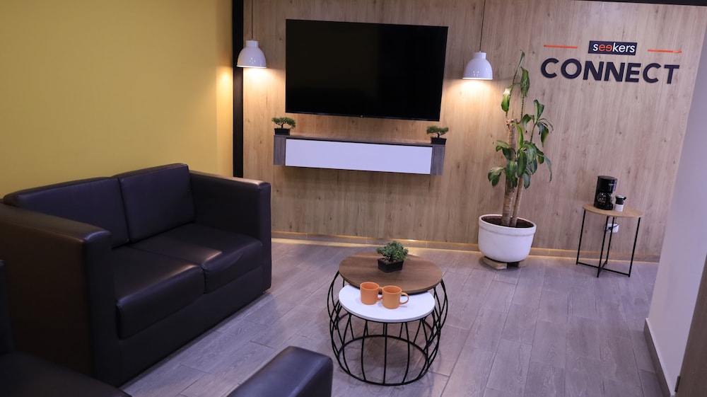 Aparta Estudios Connect Bogota 32/50