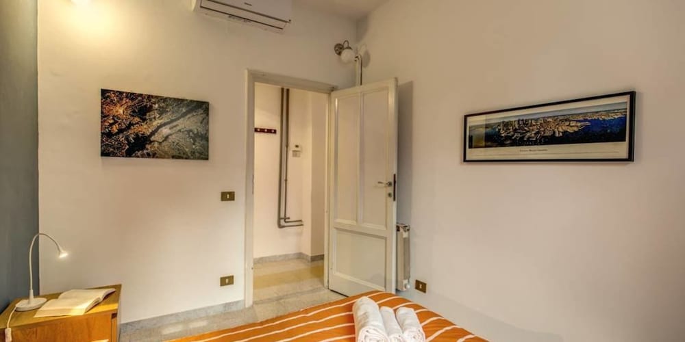 Monti Coliseum 3 bedroom 2nd floor 20/40