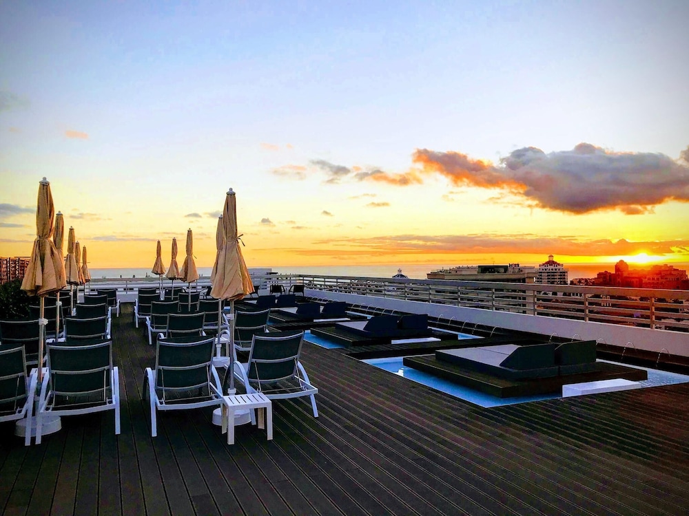 Coral Suites & Spa - Adults Only 60/64
