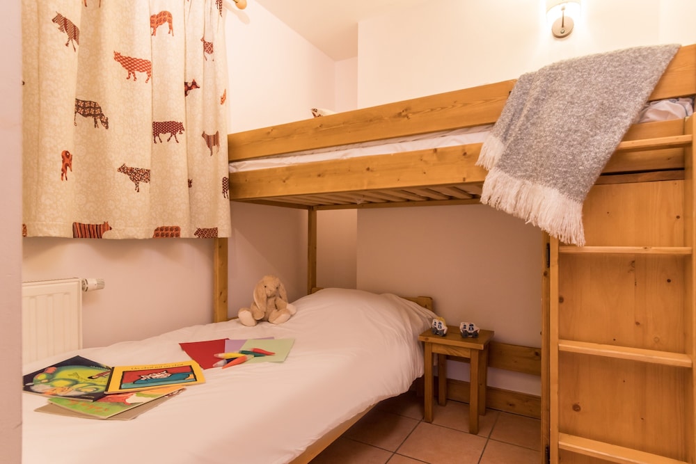 PIERRE AND VACANCES PREMIUM LES HAUTS BOIS 20/50