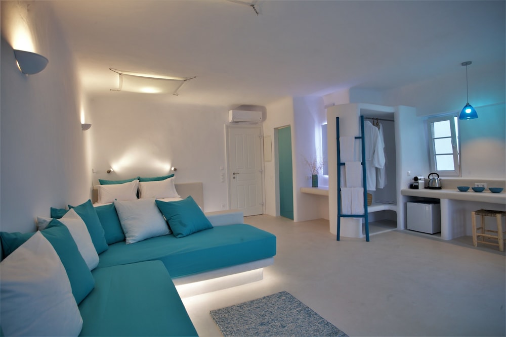 Mykonos Moussa Suites 23/50