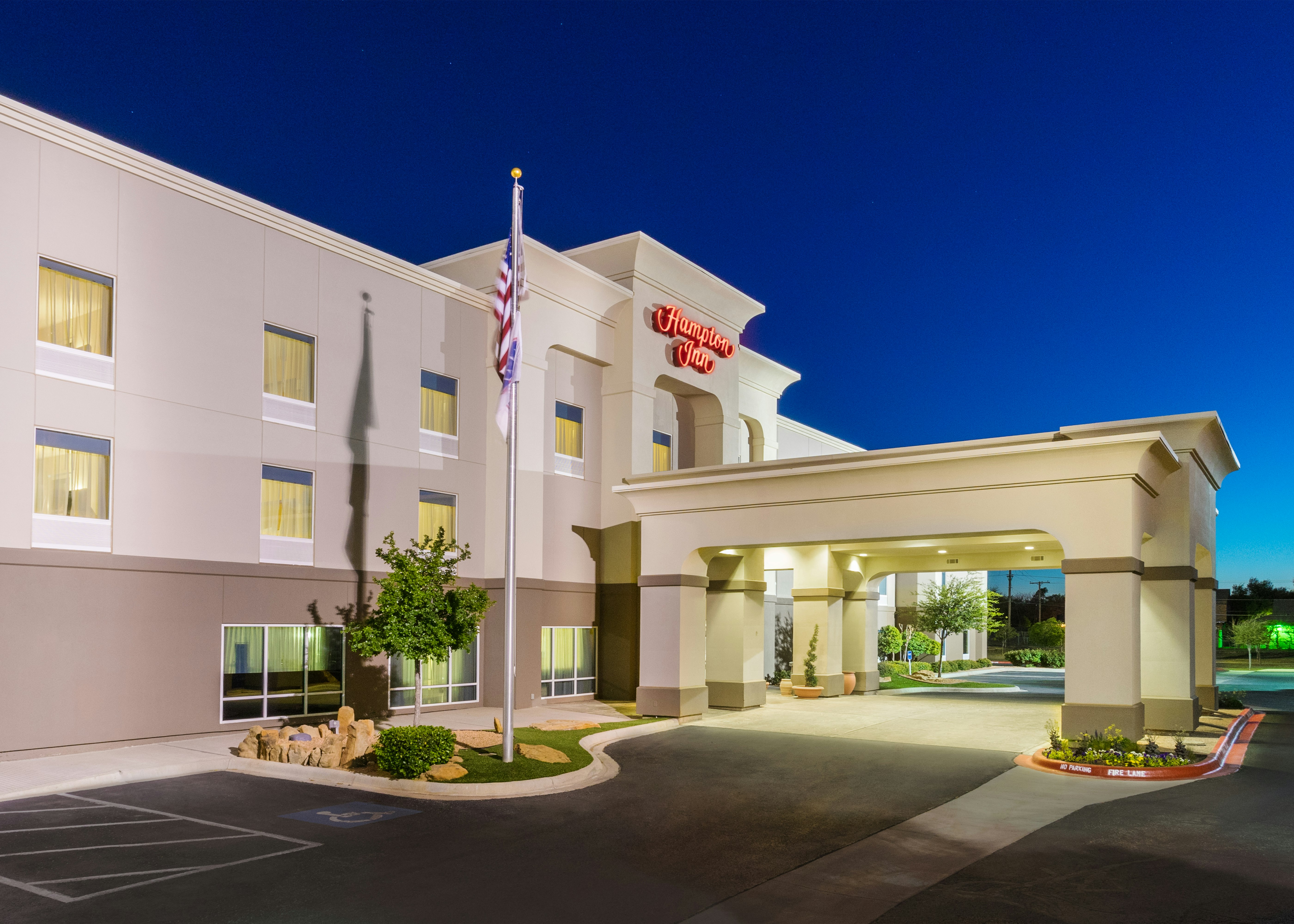 Hampton Inn Odessa, TX 24/26