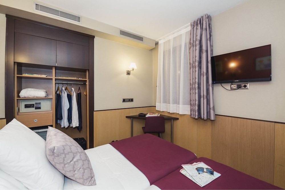 Hotel Ronda Lesseps 43/90