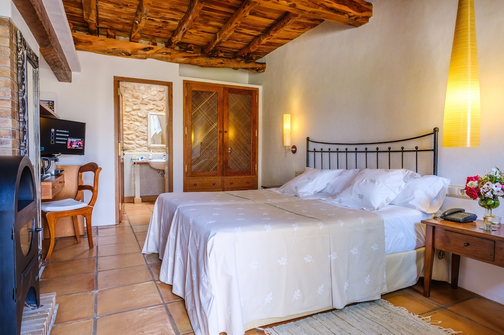 Can Lluc Boutique Country Hotel & Villas 36/92