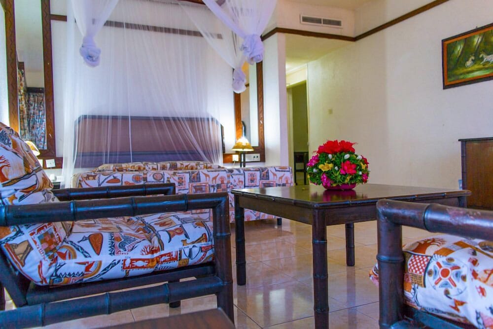 Mombasa Beach Hotel 19/39