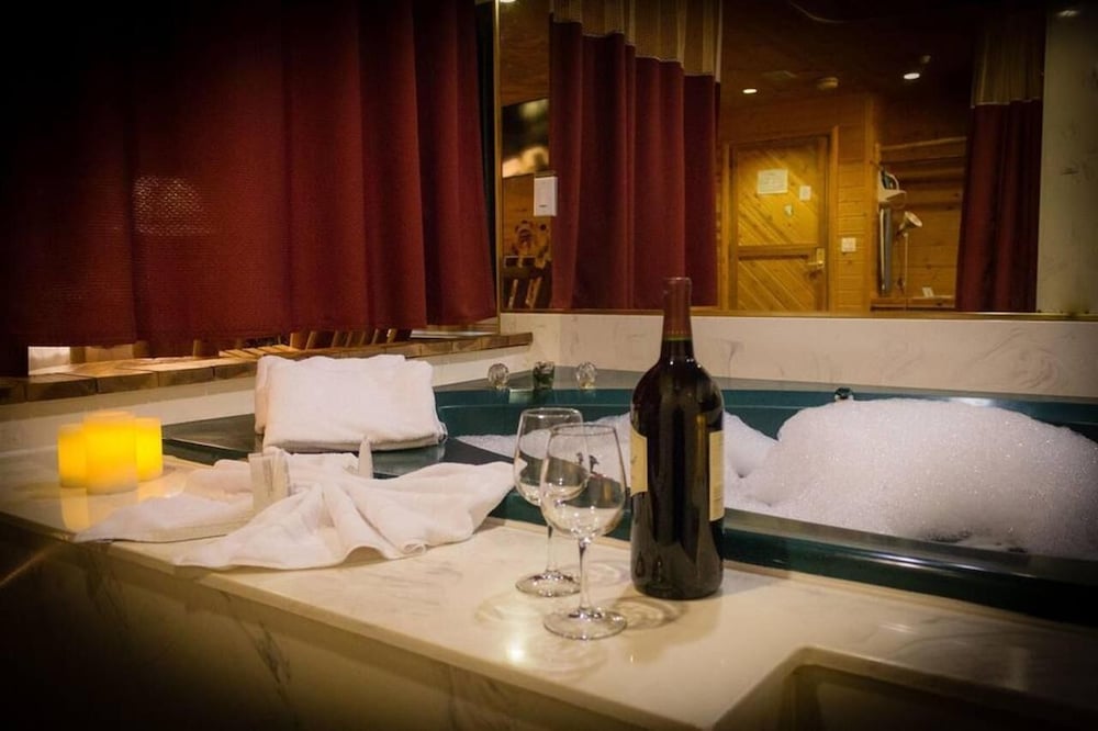 Postmarc Hotel And Spa Suites 44/76