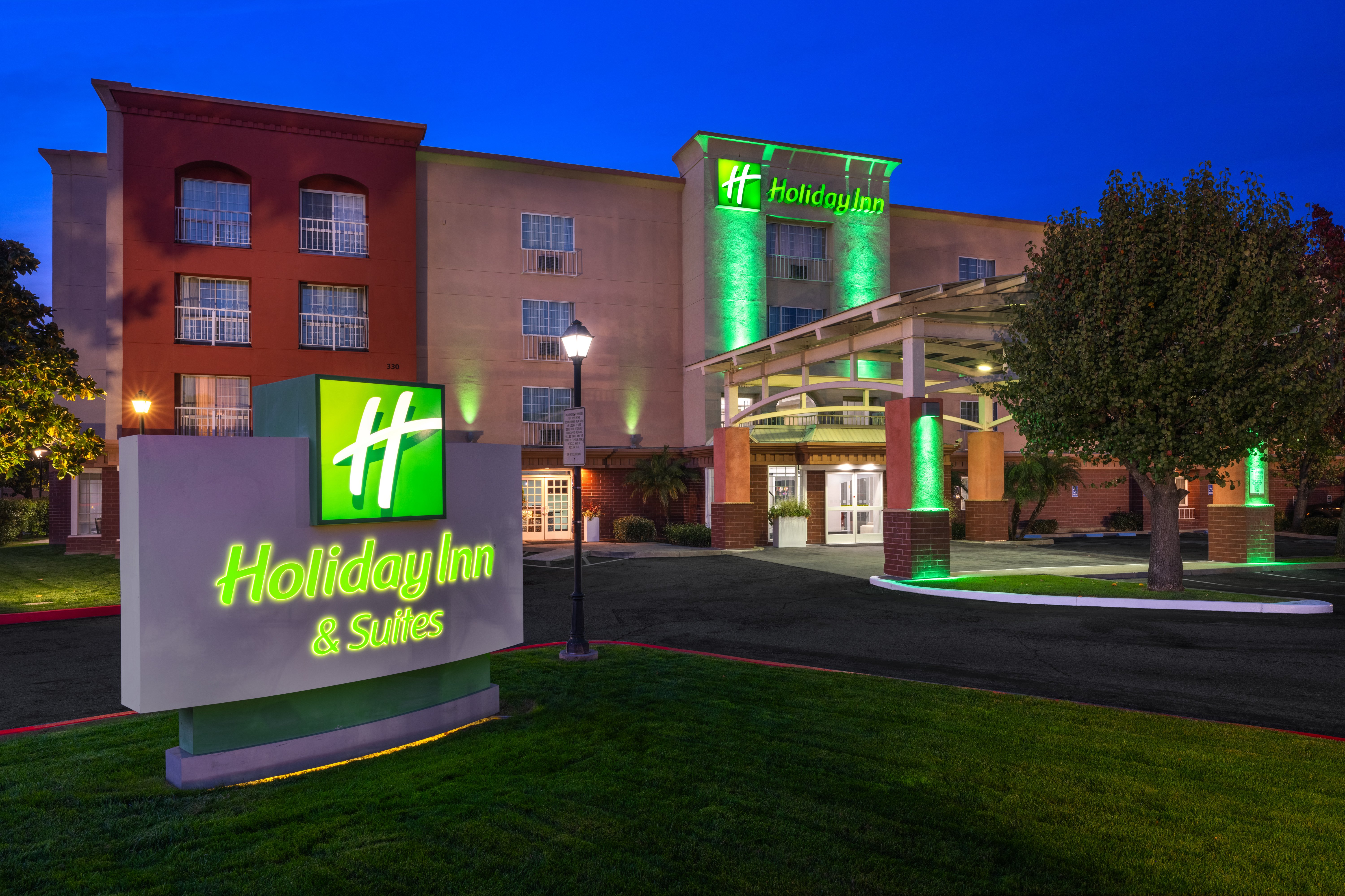 Holiday Inn San Mateo 2/65