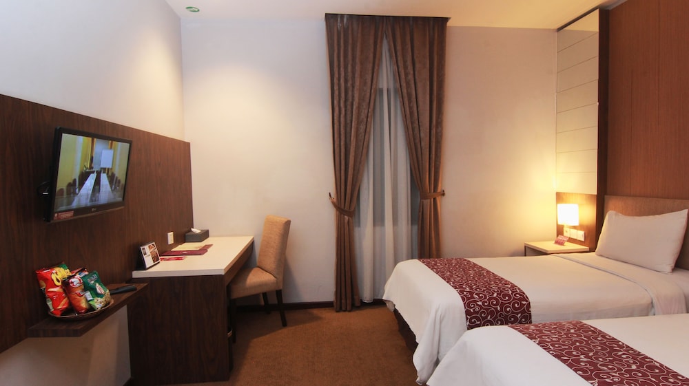 Tjokro Hotel Klaten 12/62