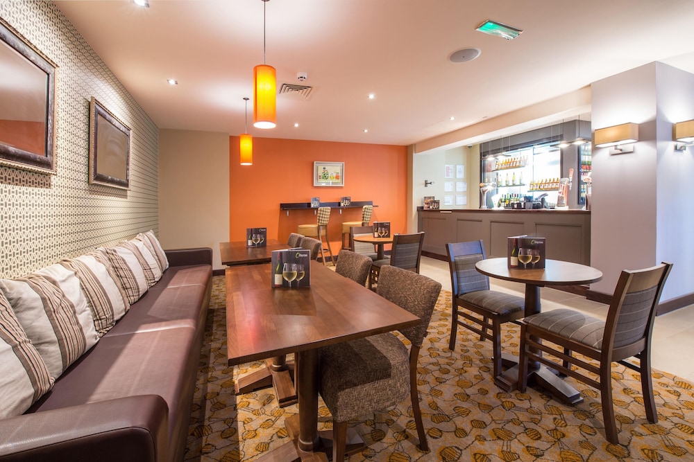 Premier Inn Cambridge East Newmarket Road 31/45