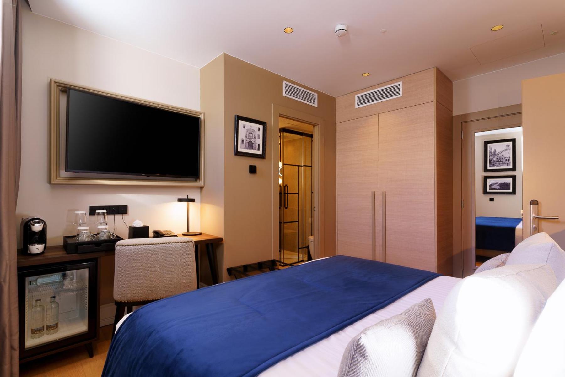 Budget, Double Bed