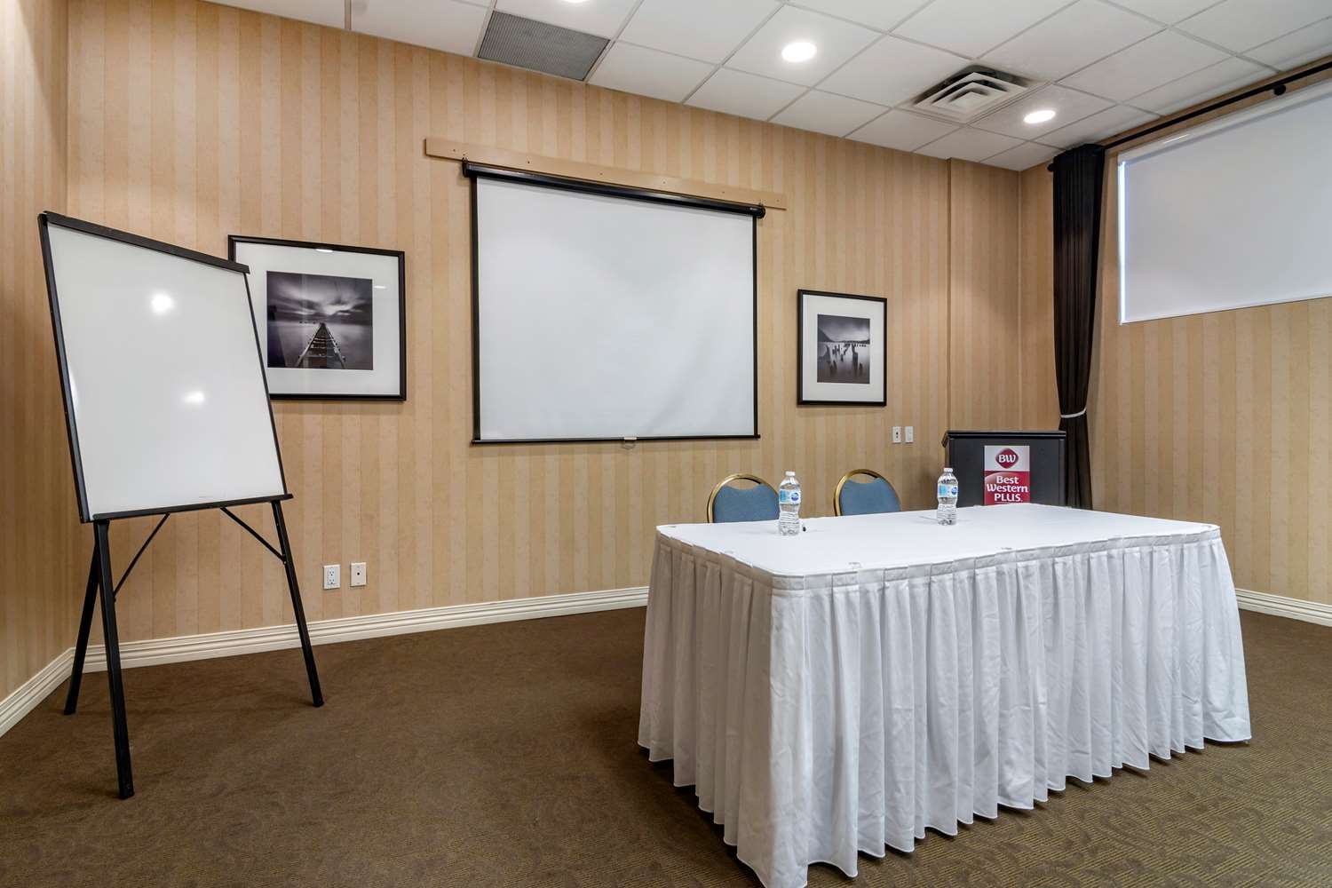 Best Western Plus Vancouver Airport Hotel 13/50