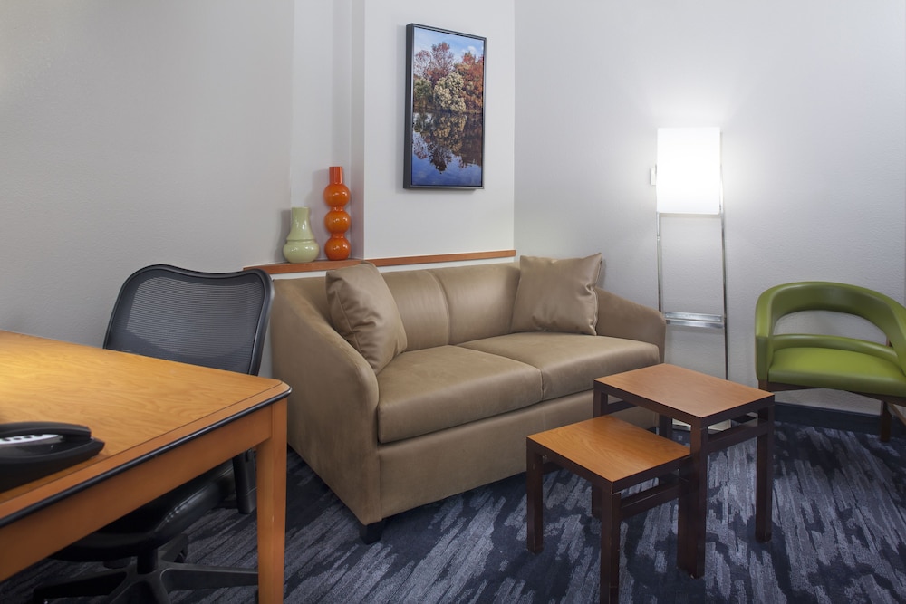 Fairfield Inn Suites By Marriott Montgomery Eastchase Pkwy 30/50
