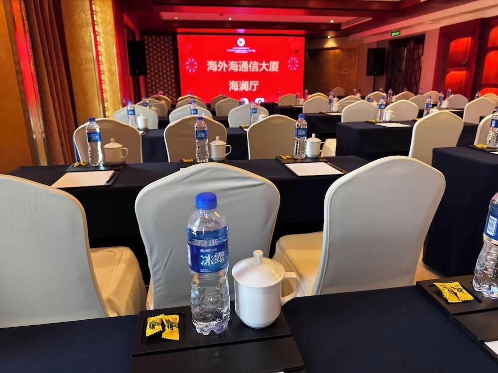Communication International Hotel 30/34
