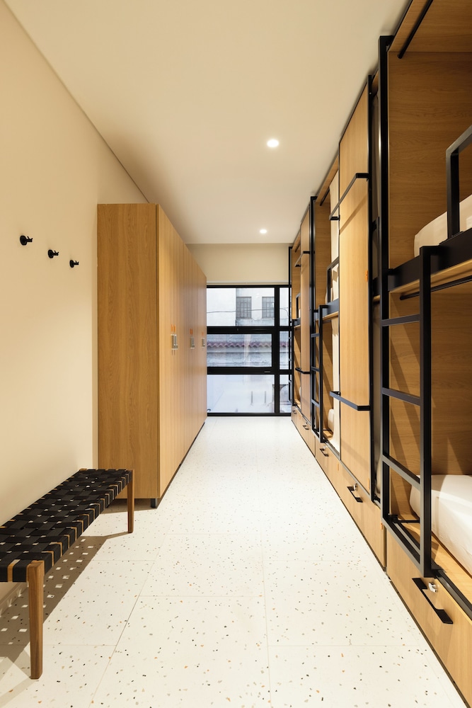 Mixed Dorm, 6 Beds