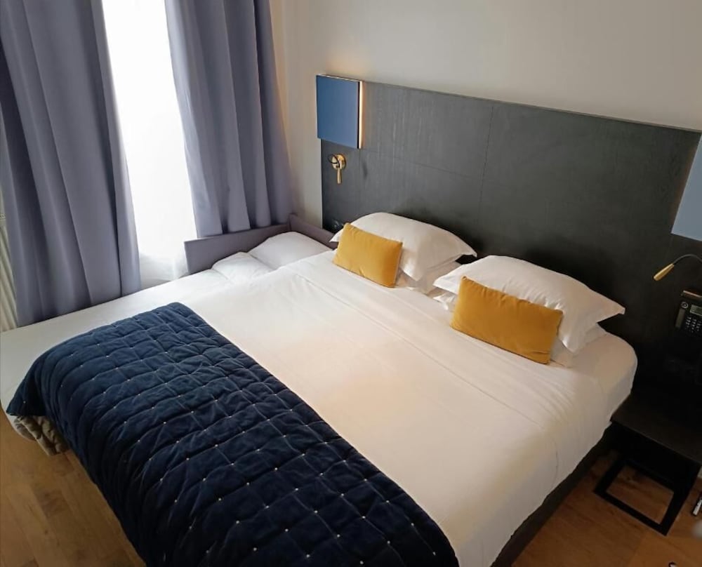 Hotel De Bellevue Paris Gare du Nord 24/74