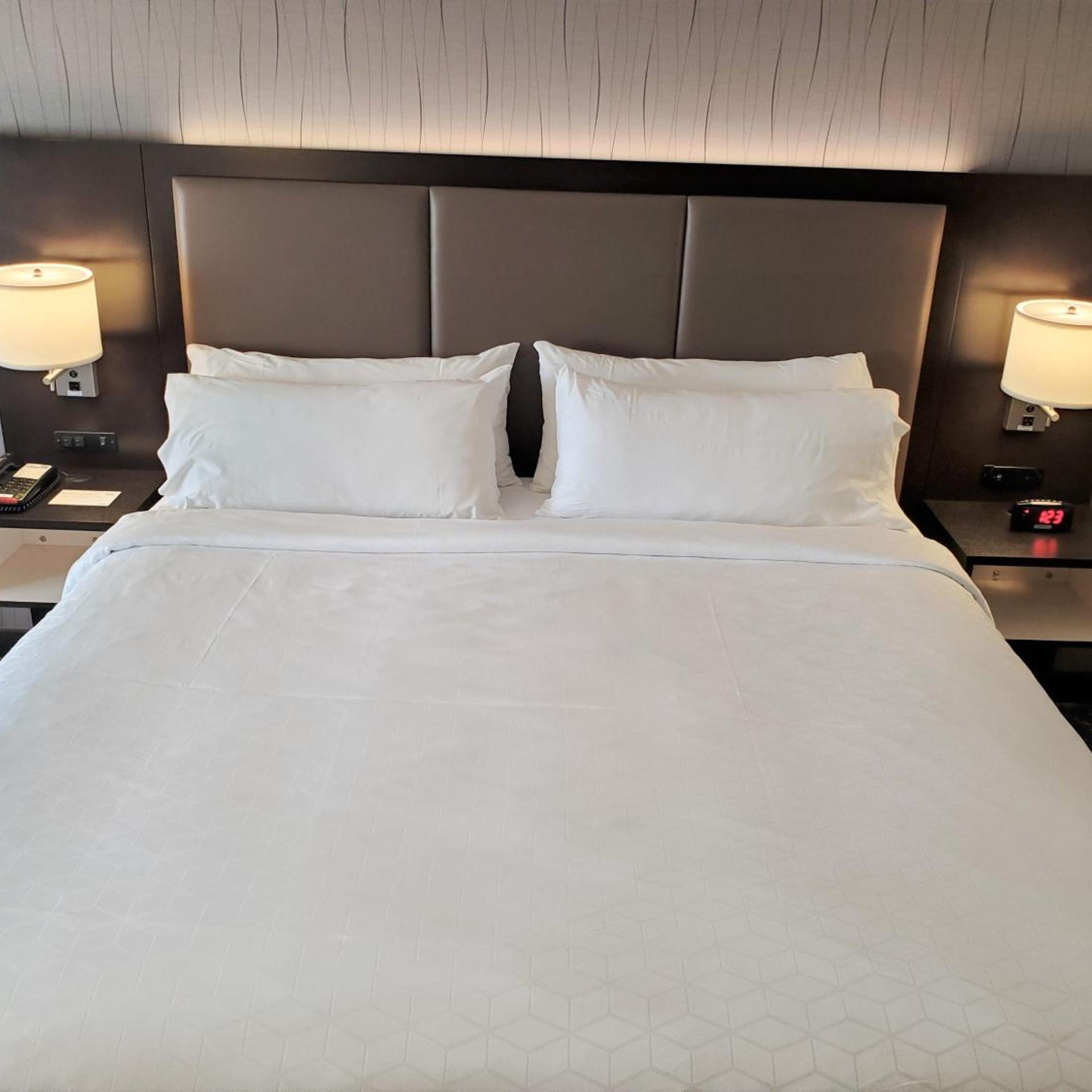 Studio, Suite, King Bed, Accessible