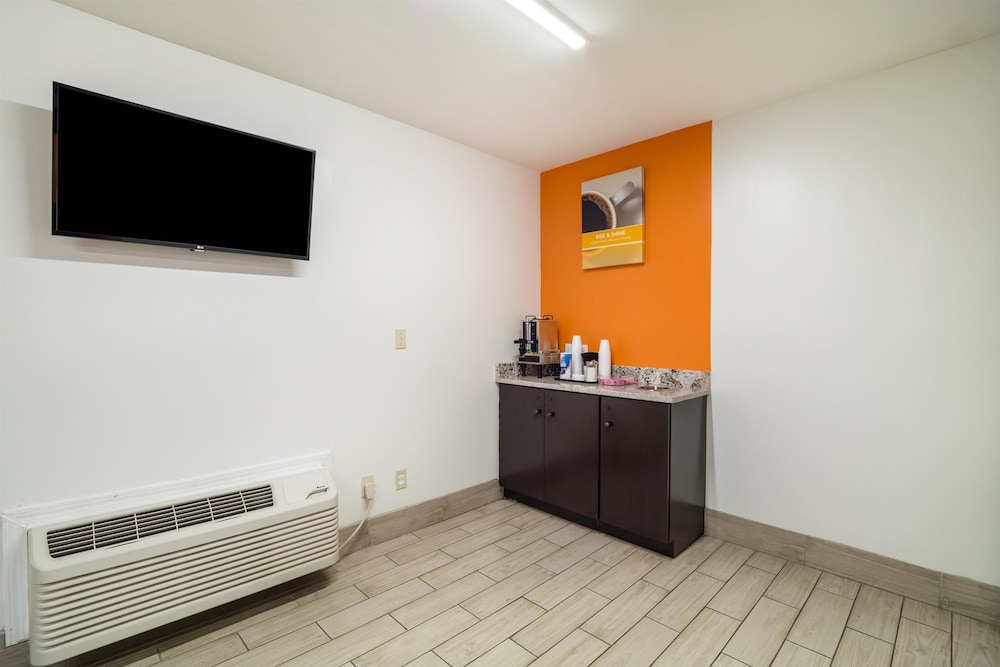 Studio 6 Extended Stay - Augusta, GA - Fort Gordon 8/58