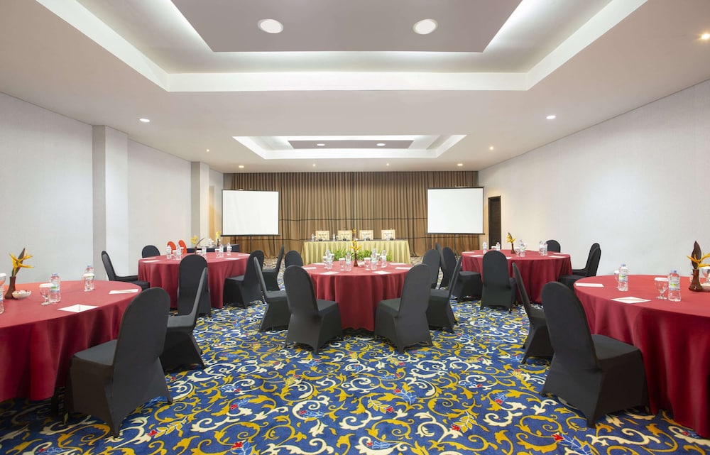 Swiss-Belhotel Kendari 58/70