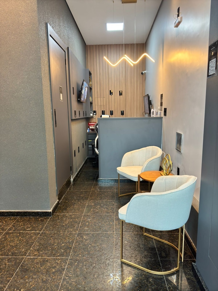 KAA House Hotel 32/48