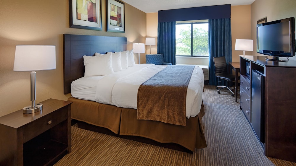Best Western Port Huron Blue Water Bridge 8/31