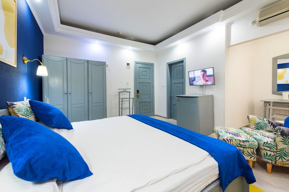 Relax Comfort Suites 9/50