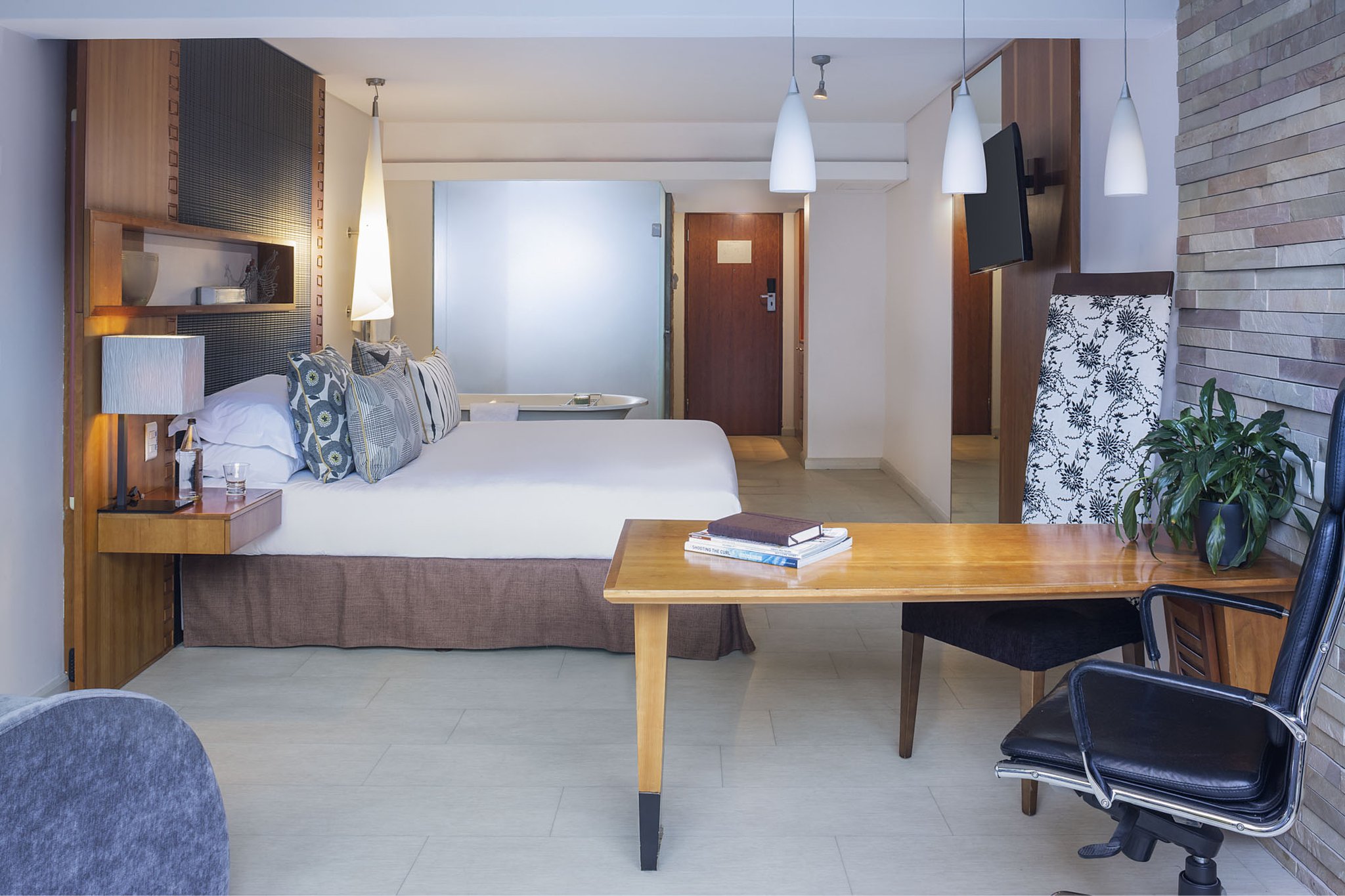 Townhouse Hotel and Conference Center 29/55