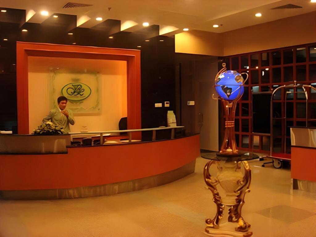 KIULAP PLAZA HOTEL 12/36