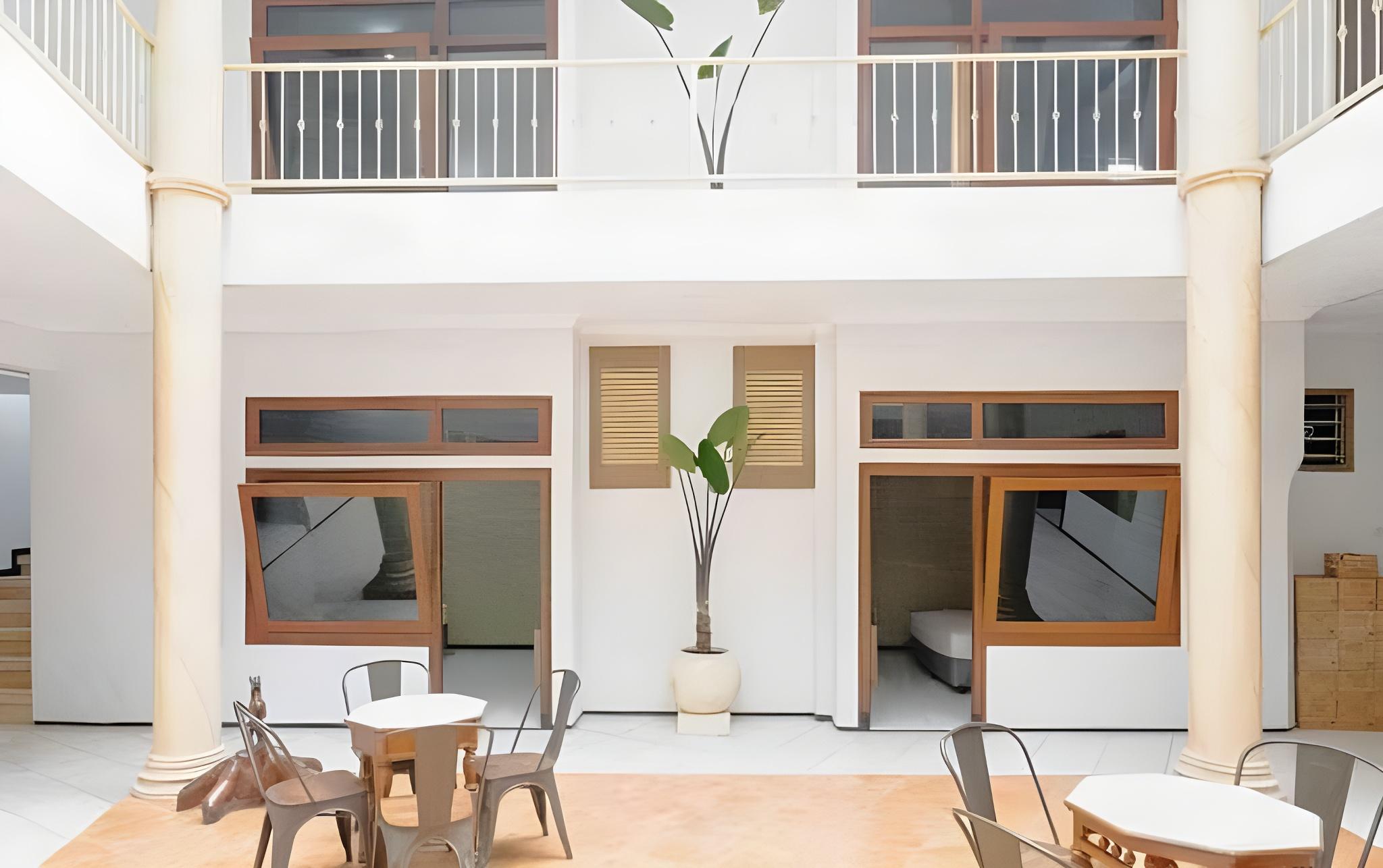 Hotel Aloha Malang 26/32