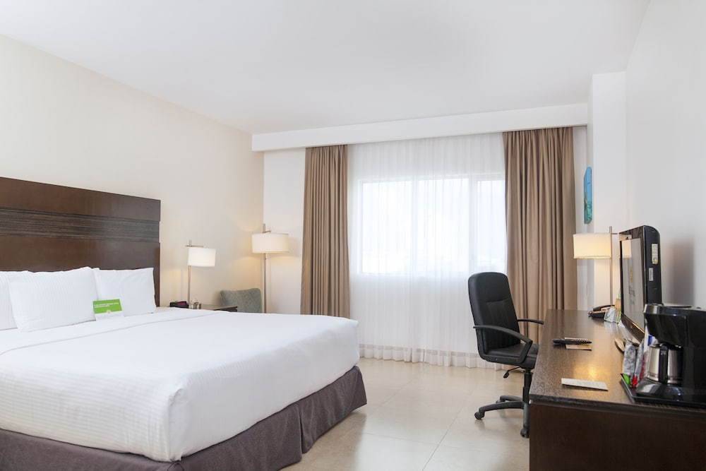Wyndham Garden Cancun Downtown 13/43