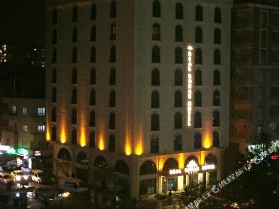Real Konak Hotel 3/35