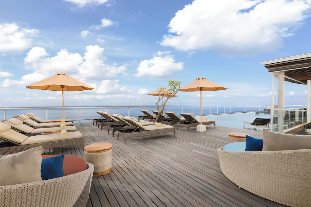 Aston Canggu Beach Resort 55/61