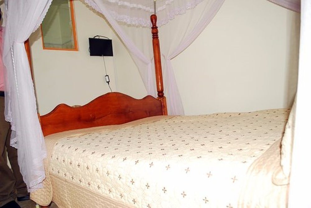 Japs Motel Mbarara 11/22