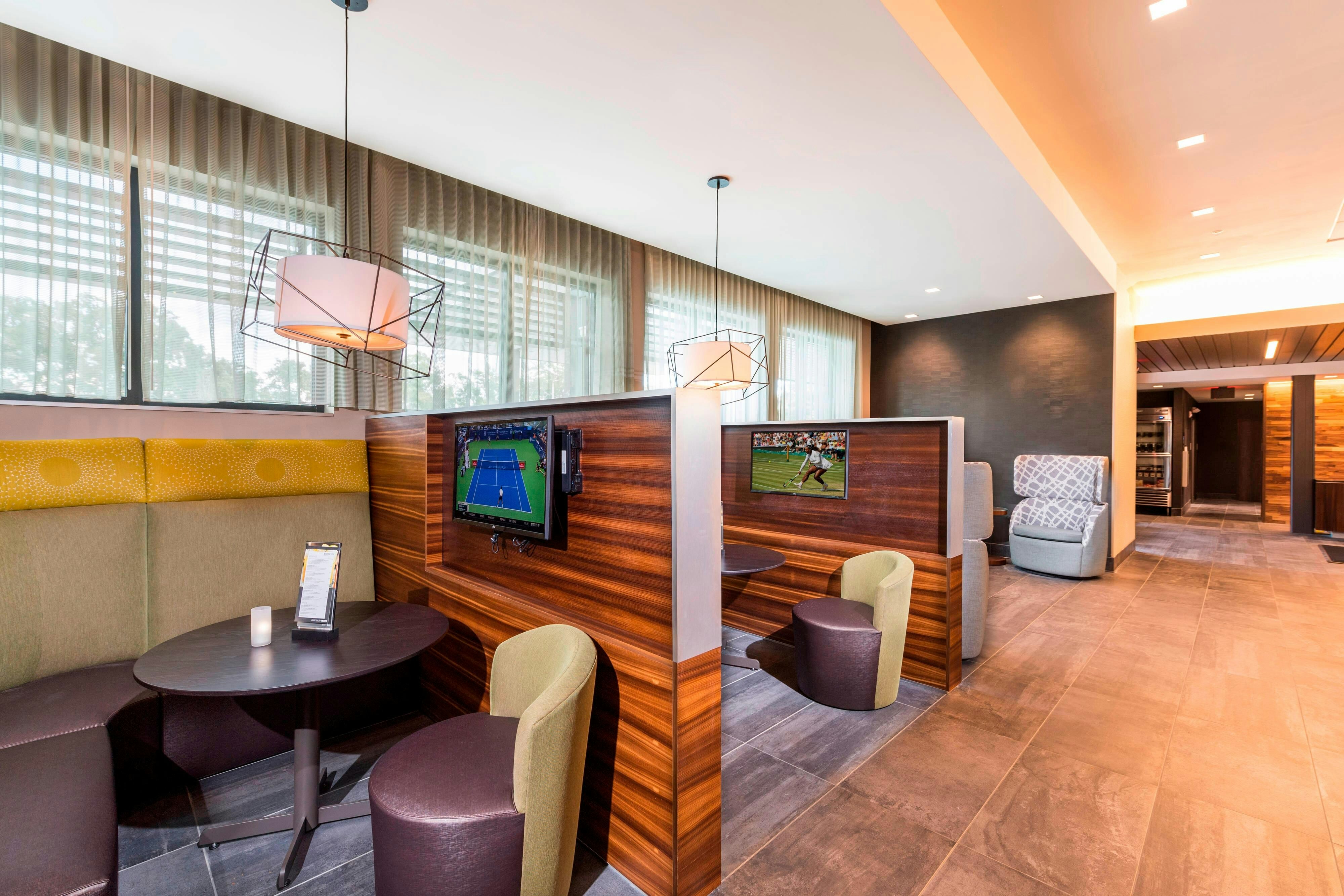 Courtyard By Marriott Tampa Northwest/Veterans Expressway 30/50