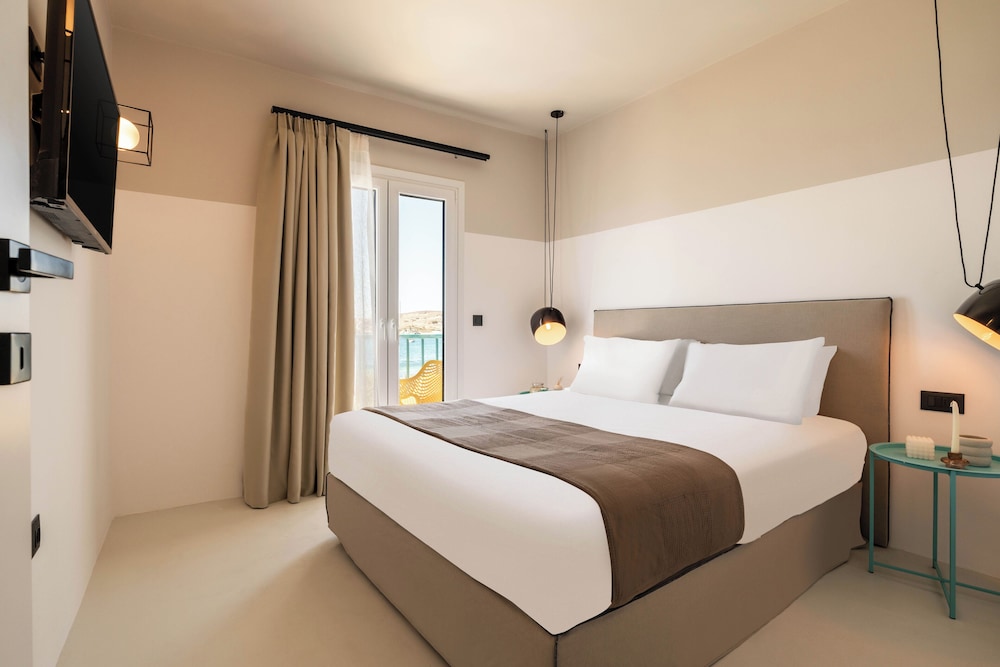 Play Paros, a member of Brown Hotels 19/62