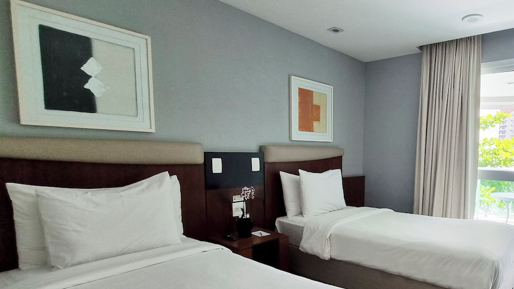 CLASSIC, TWIN BEDS