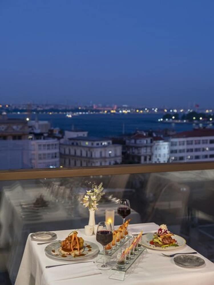 Azzap Hotel Galata 36/45