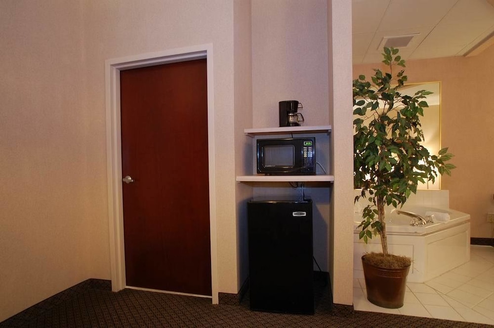 Quality Suites Graham - Burlington South 9/41