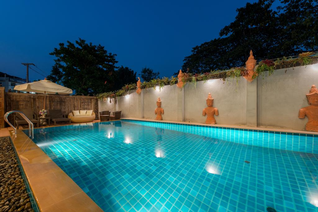 Thanyawintra Boutique & Spa 35/37