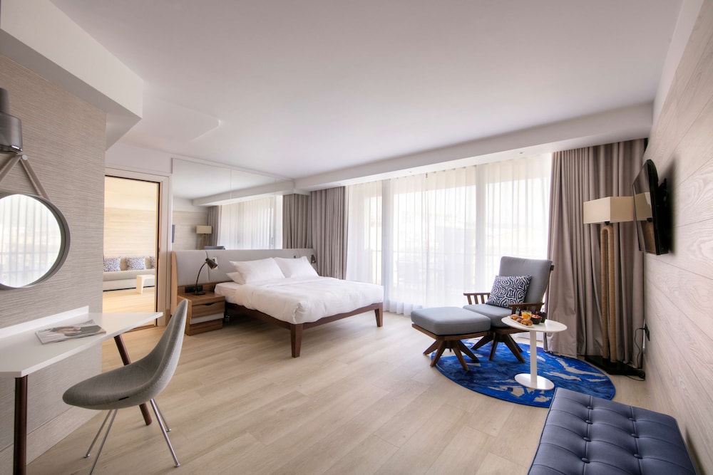 RADISSON BLU NICE 50/75