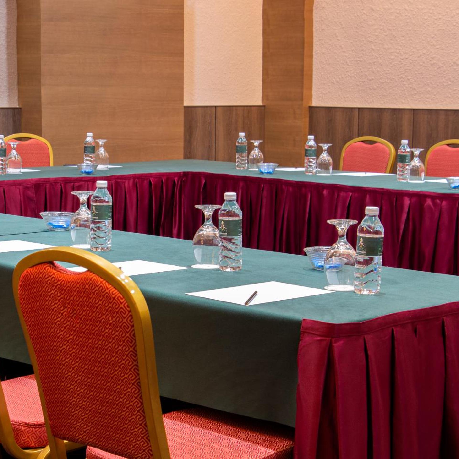 Arena Premier Hotel 28/31