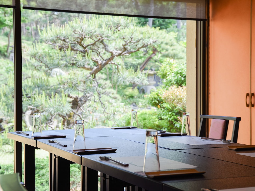 Hotel Hagoromo 37/50