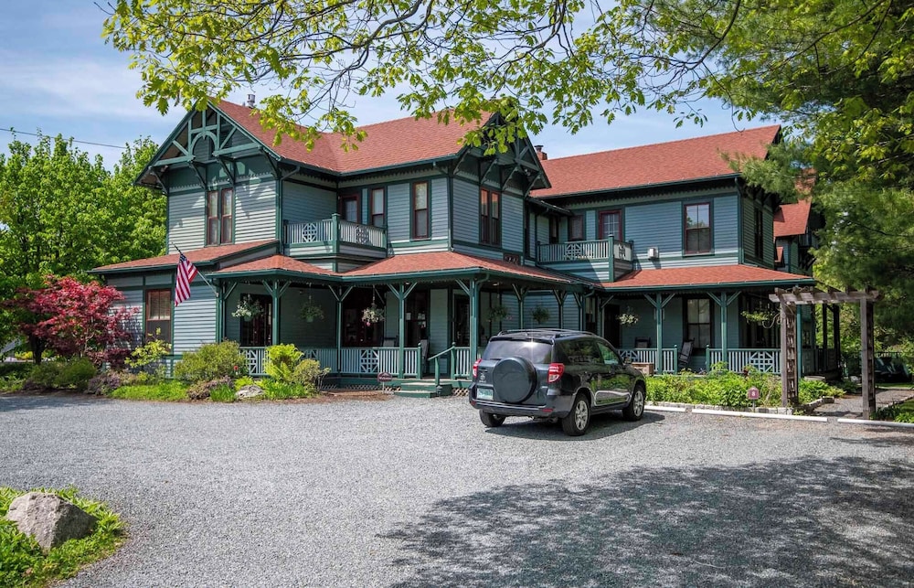 Primrose Inn 2/80