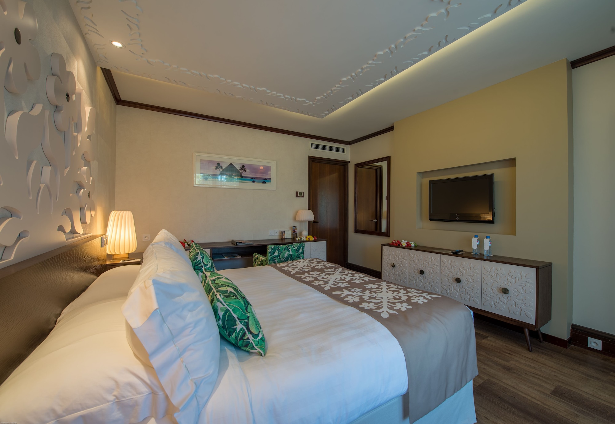 غرفة كلاسيكية بسرير كينج بإطلالة على الحديقة، InterContinental Tahiti Resort & Spa 3/10