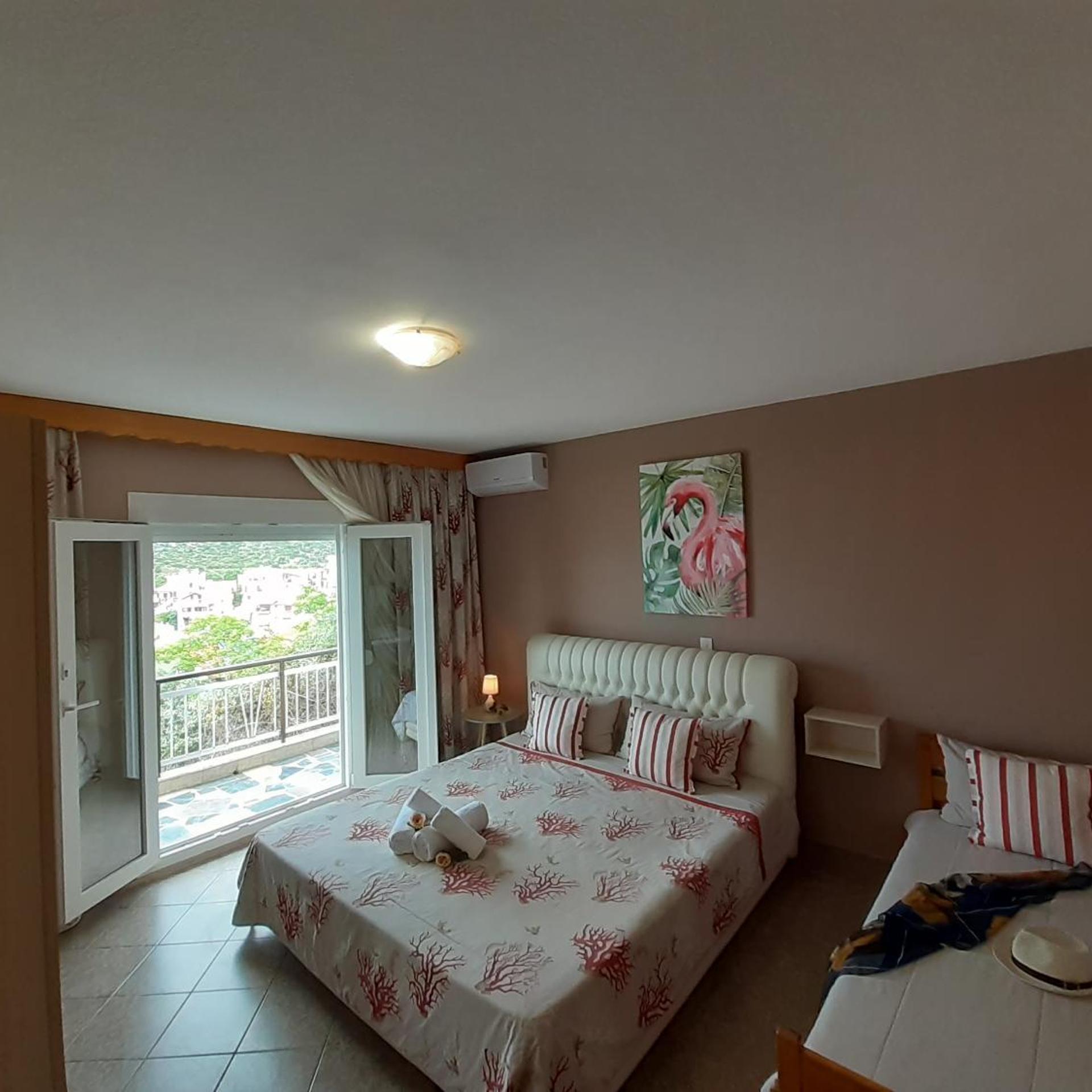 Athanasia Rooms 8/39