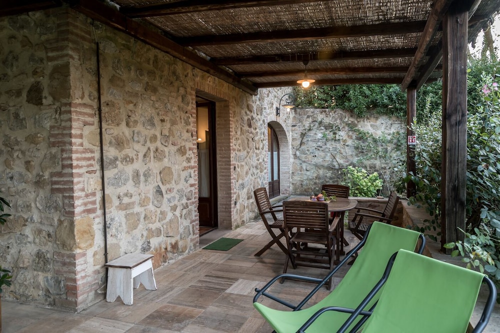 Borgo Al Cerro 15/50
