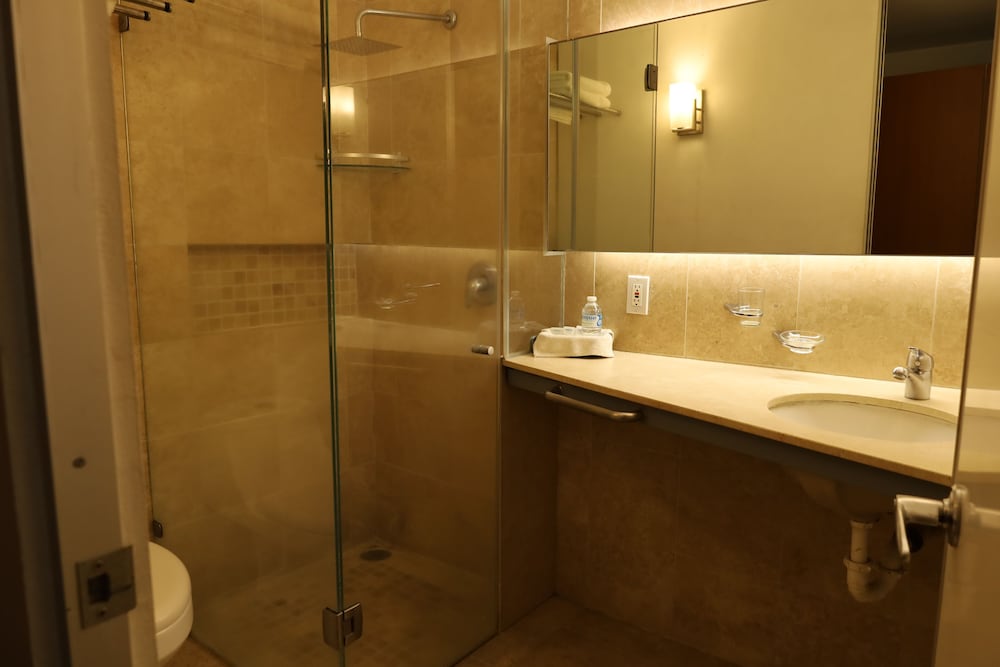 SPORT ARISTOS HOTEL BOUTIQUE 51/54