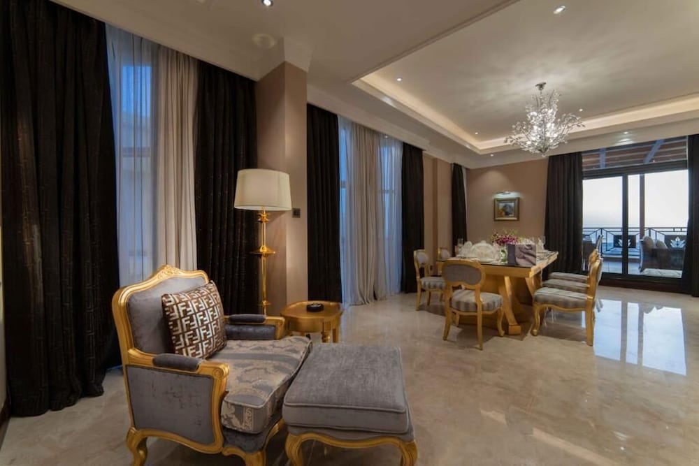 فندق ورويك الخبر(Warwick Al Khobar Hotel) 51/75