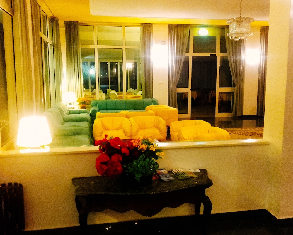 Hotel Caesar 20/43