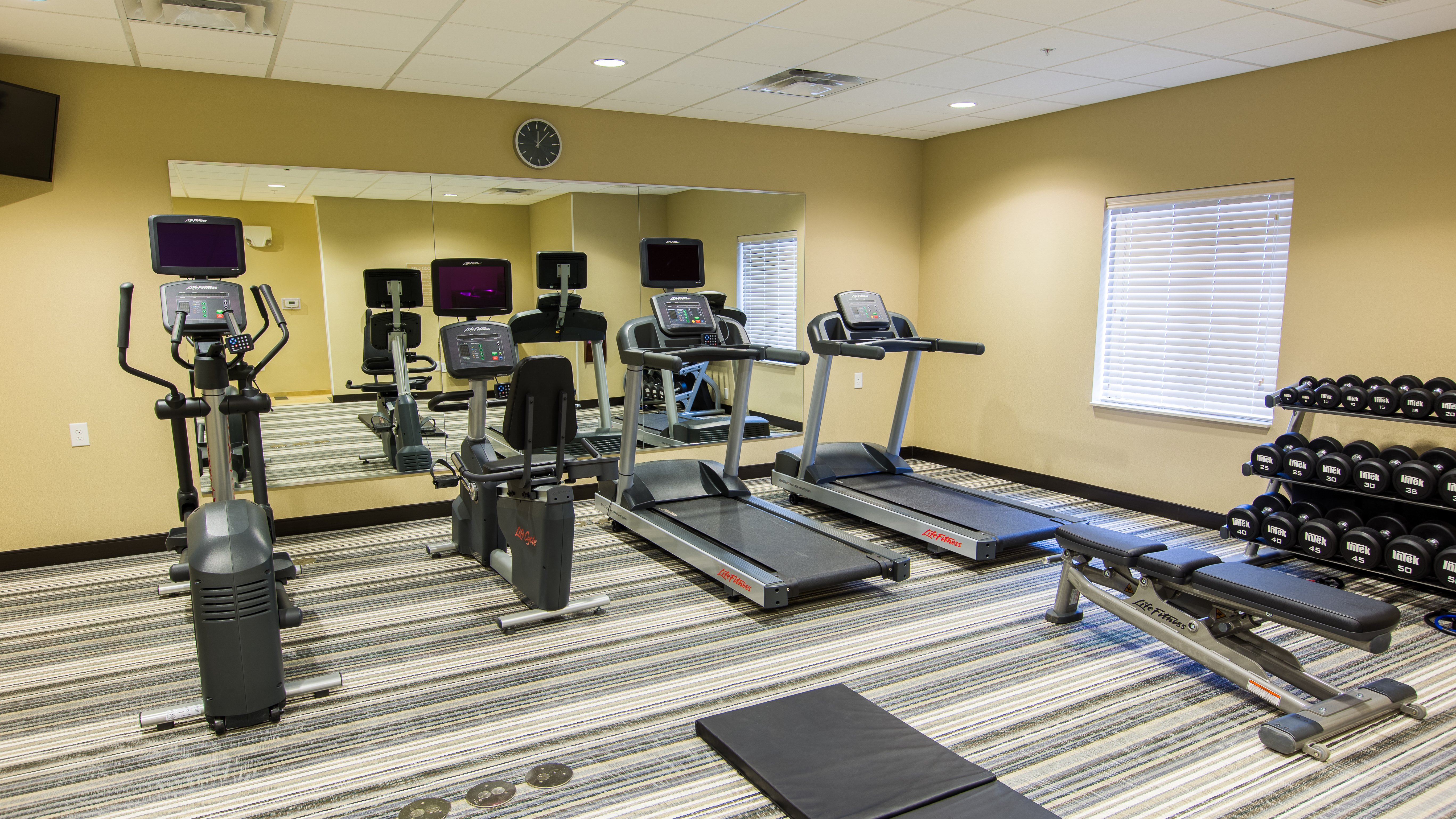 CANDLEWOOD SUITES OVERLAND PARK 24/59